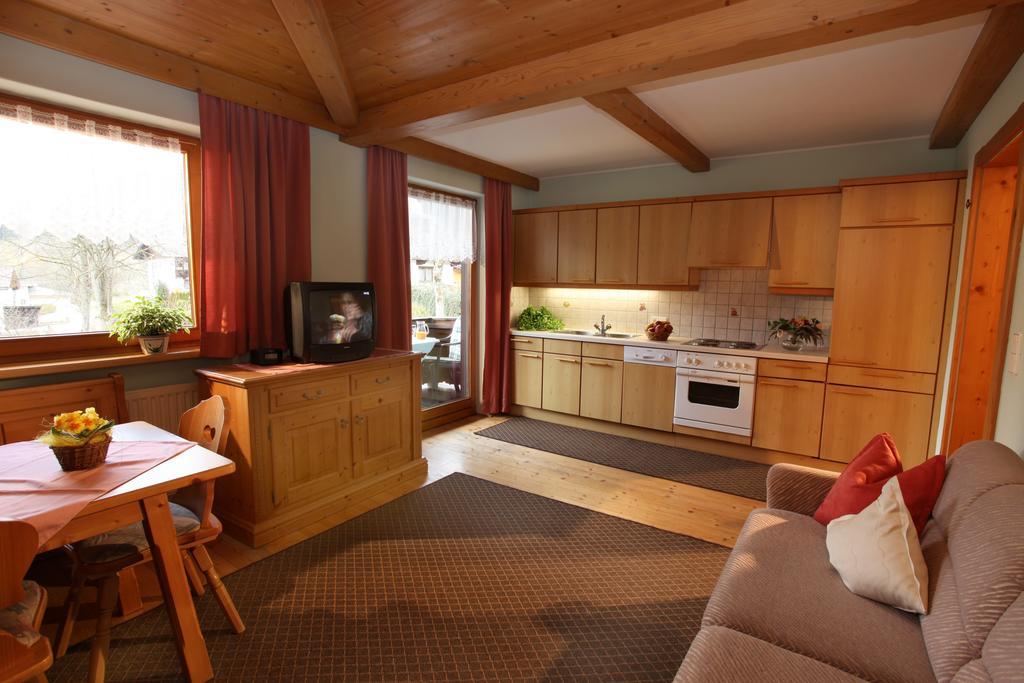 Gaestehaus Hoelzl Itter Rom bilde